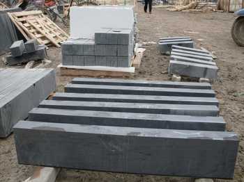 青石路緣石供應(yīng)商、青石道牙、青石側(cè)石、青石路牙石