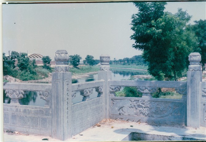 供應欄桿、欄板、青石欄桿、青石欄板、橋欄桿