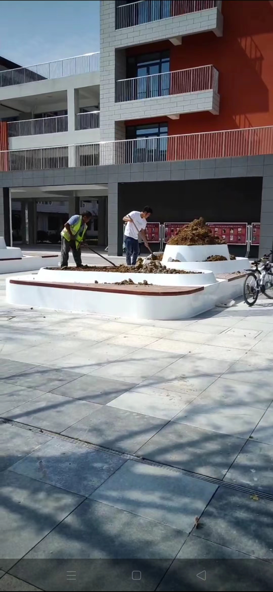 不銹鋼景觀花箱-杭州不銹鋼景觀花箱生產(chǎn)廠家-哪里便宜好看