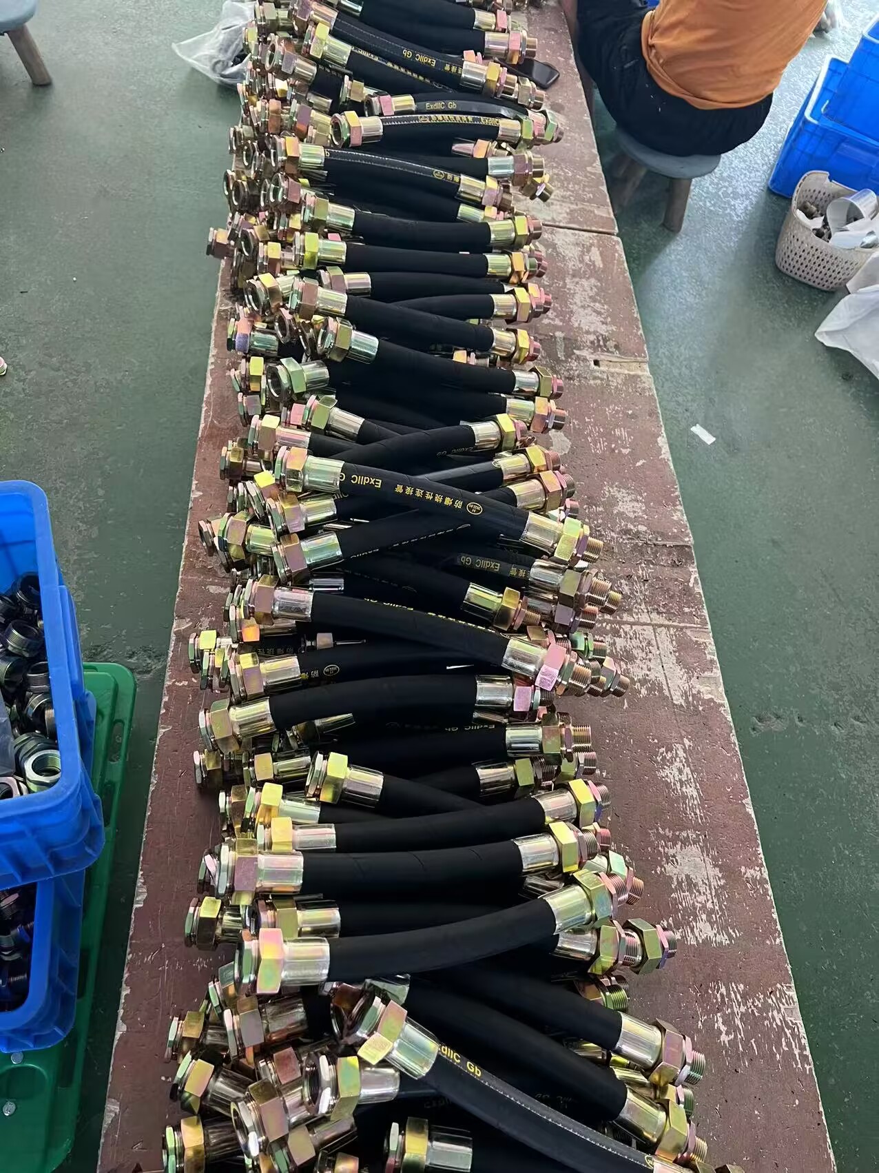 不銹鋼加密伸縮防爆軟管、防爆軟管供應(yīng)、不銹鋼伸縮防爆軟管銷售處