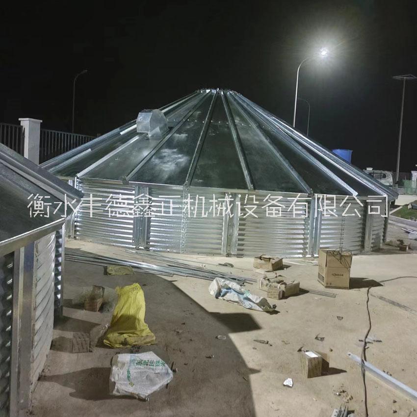 飼料鋼板倉 大型糧食鋼板倉公司 圣鑫鋼板倉生產(chǎn)鋼板倉靠譜