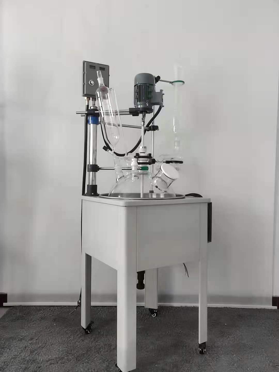 河南旋轉(zhuǎn)蒸發(fā)儀哪里有-電話-價格