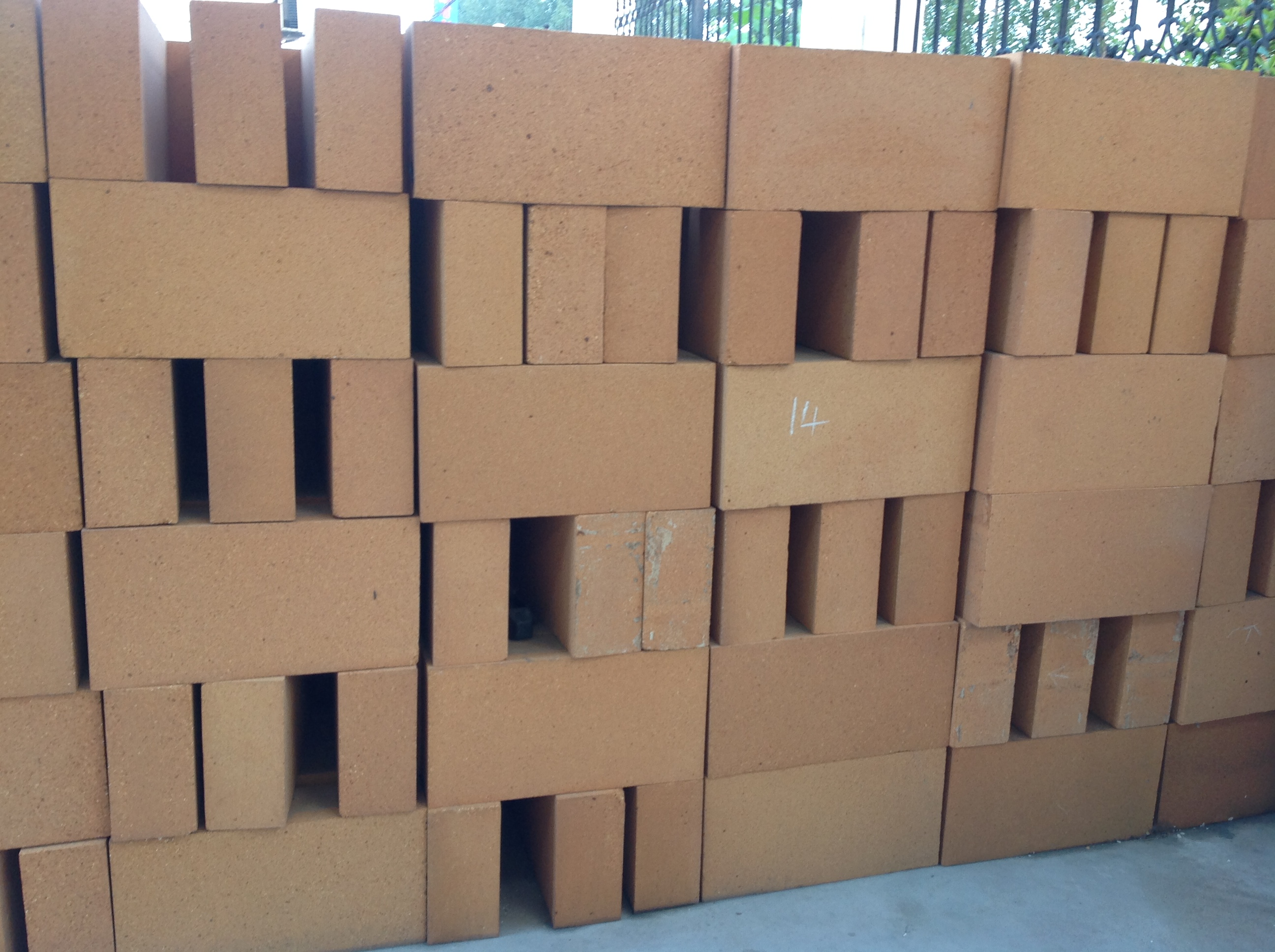 鄭州耐火磚廠家，報價，直銷，電話，多少錢，供應商