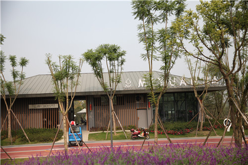 鈦鋅板屋面定制 鈦鋅板廠家 金屬屋面板廠家 可按需定制 成都華鋁鎂錳裝飾工程有限公司