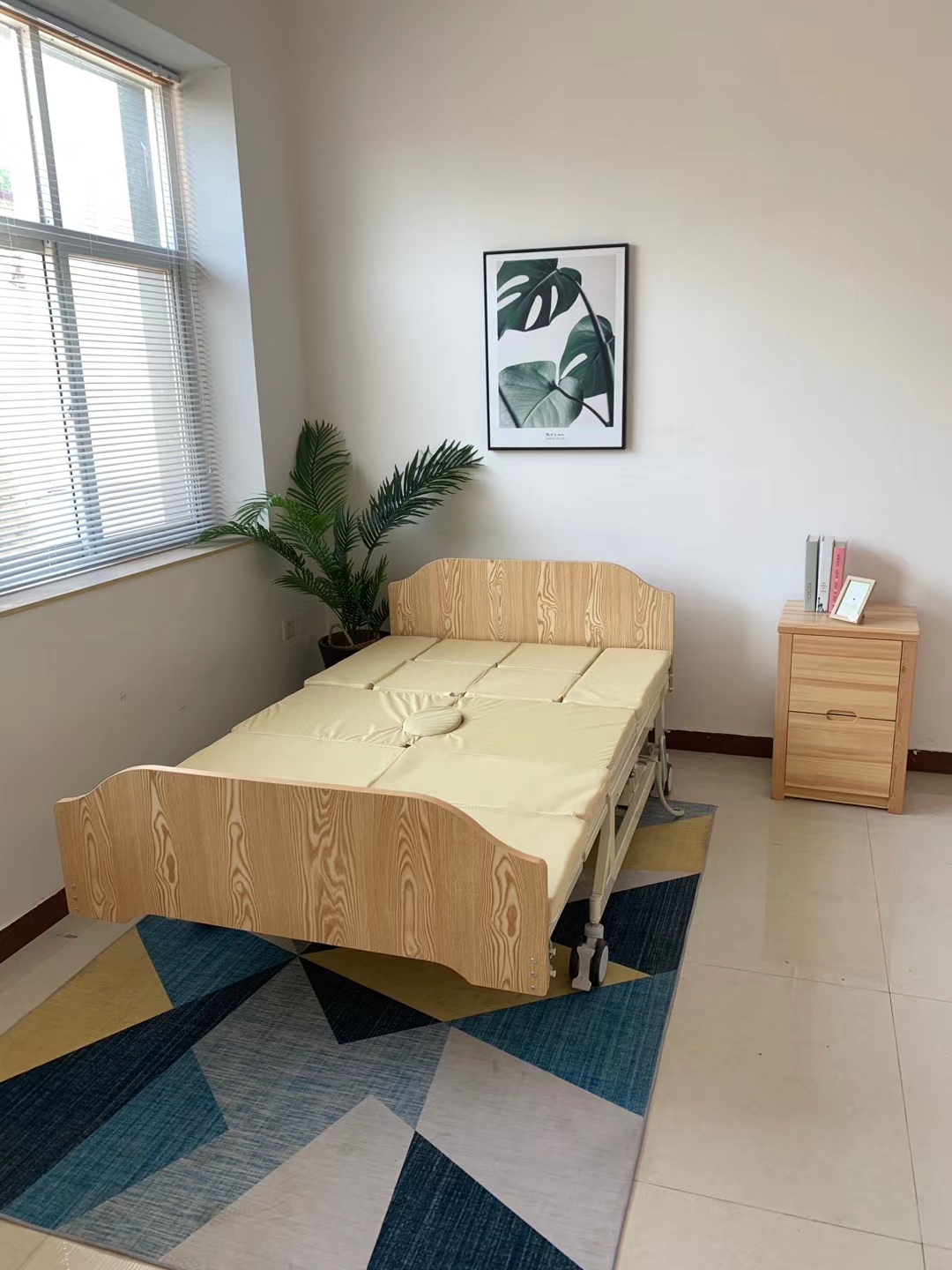 家用實木護理床@天津家用實木護理床@家用實木護理床批發(fā)