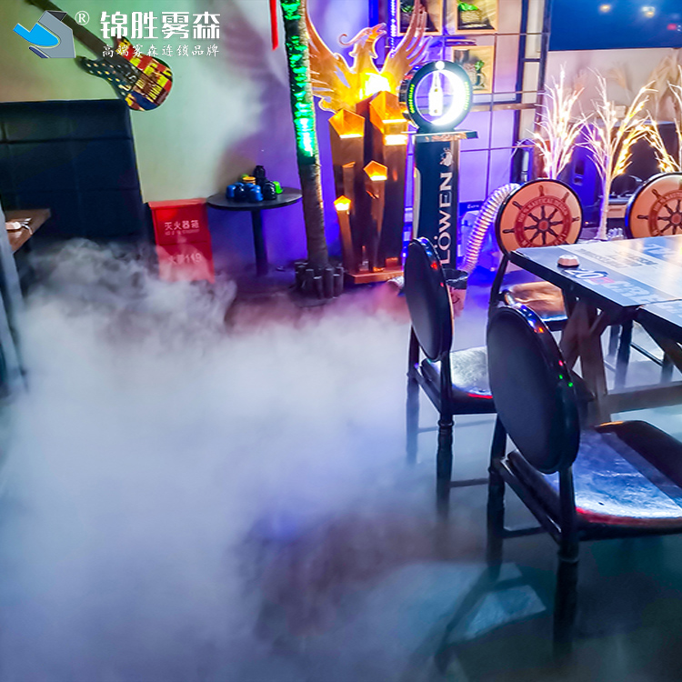 錦勝霧森降溫的噴霧  錦勝霧森北極熊降溫噴霧系統(tǒng)適用于空調(diào)外機(jī)，步行街、商業(yè)廣場(chǎng)