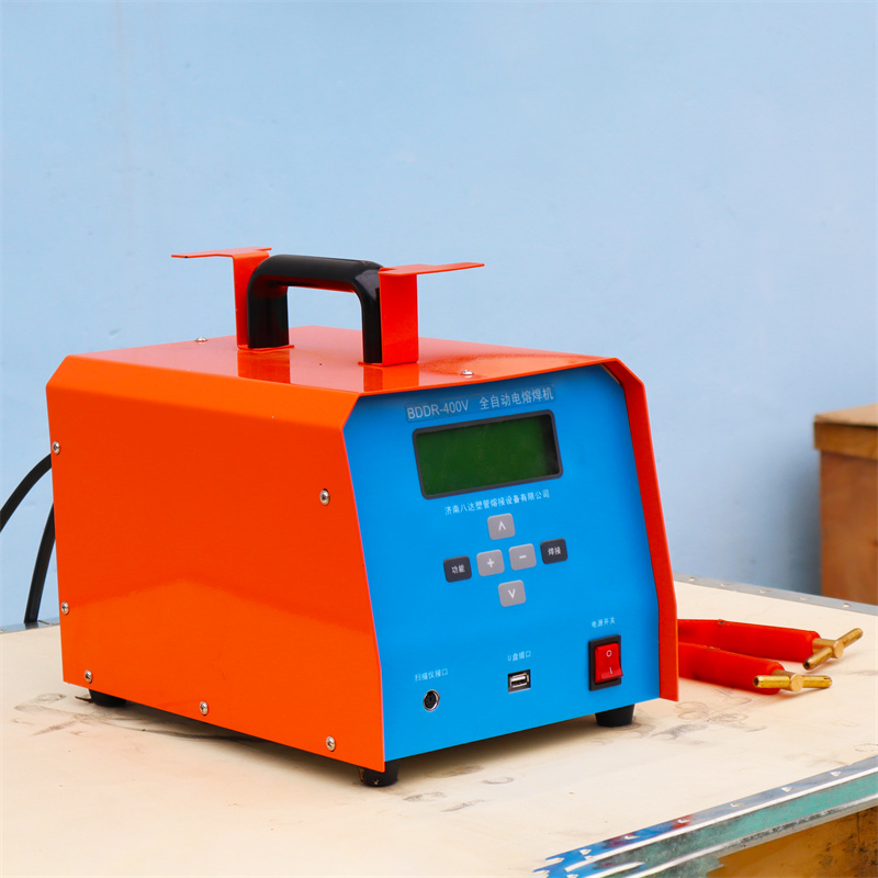 智能電熔熔接機(jī)400V鋼絲骨架焊機(jī)操作便捷水管修補(bǔ)