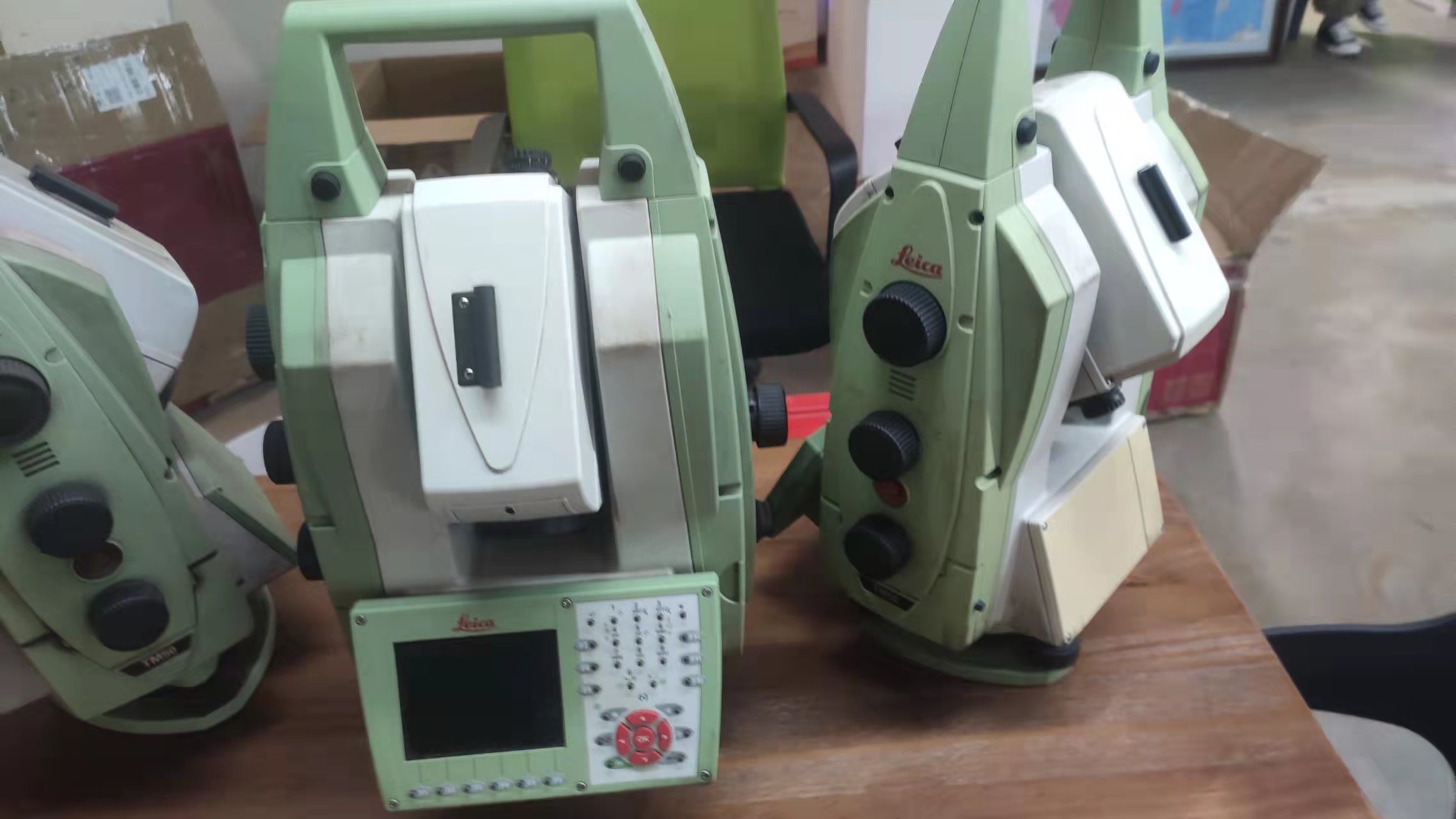 徠卡1秒手動版自動版全站儀租賃出租