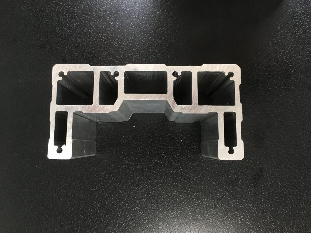 工業(yè)鋁型材生產(chǎn)現(xiàn)狀及發(fā)展趨勢