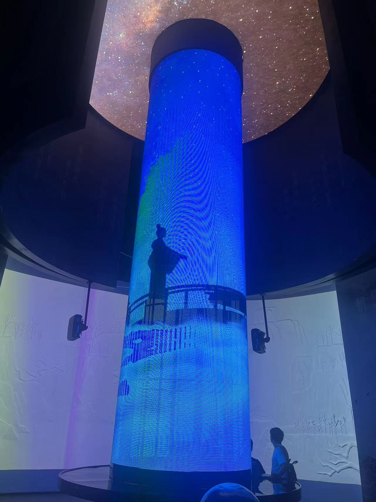 青島顯示屏維護 青島電子顯示屏移護   青島電子屏維修  青島電子屏維修價格
