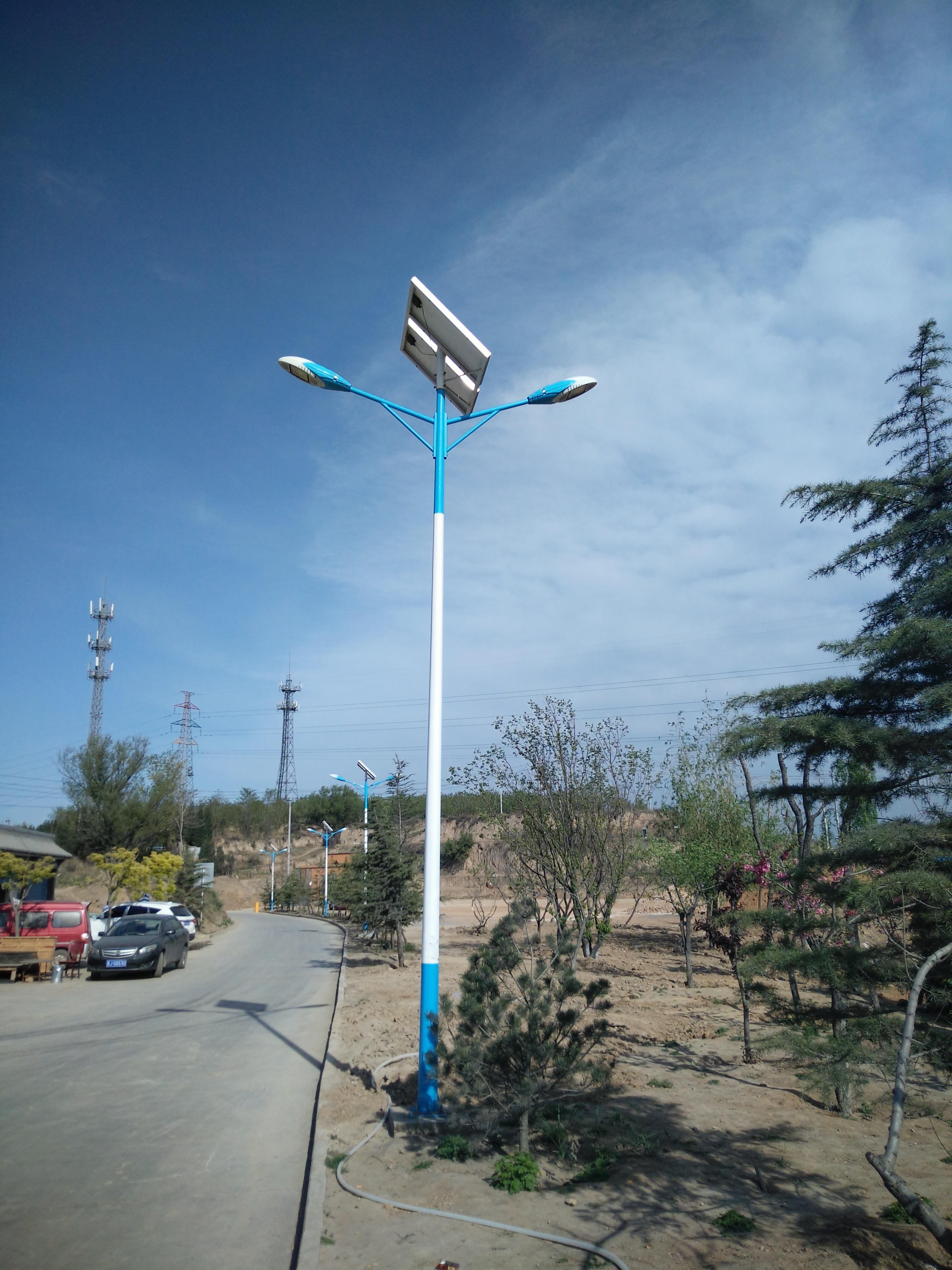 呂梁太陽(yáng)能路燈 呂梁太陽(yáng)能路燈，呂梁路燈，呂梁庭院路燈，呂梁太陽(yáng)能庭院燈，呂梁景觀路燈