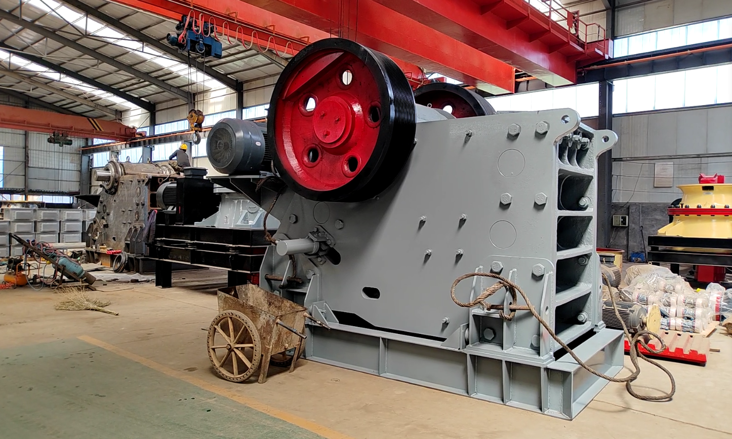 C系列顎式破碎機 礦山設(shè)備廠家 海輝機械 C系列顎式破碎機