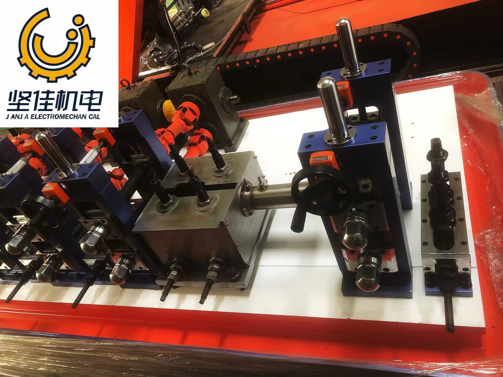 堅佳 廣東佛山不銹鋼建筑裝飾焊管成型機械設(shè)備生產(chǎn)線