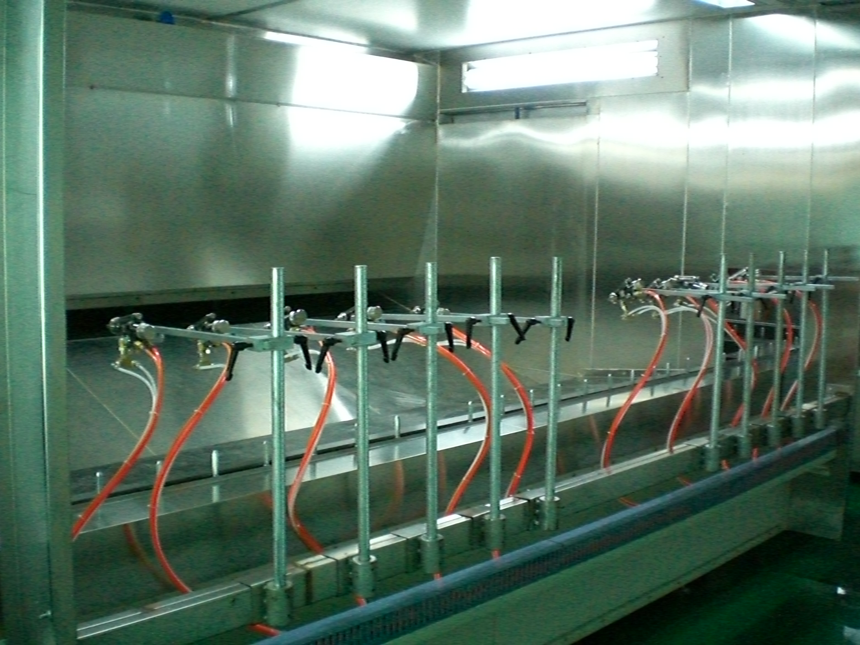 供應(yīng)平面噴涂設(shè)備 往復(fù)機(jī)噴涂 操作簡單、接受定制、質(zhì)量好【蘇州南鑫自動化設(shè)備有限公司】