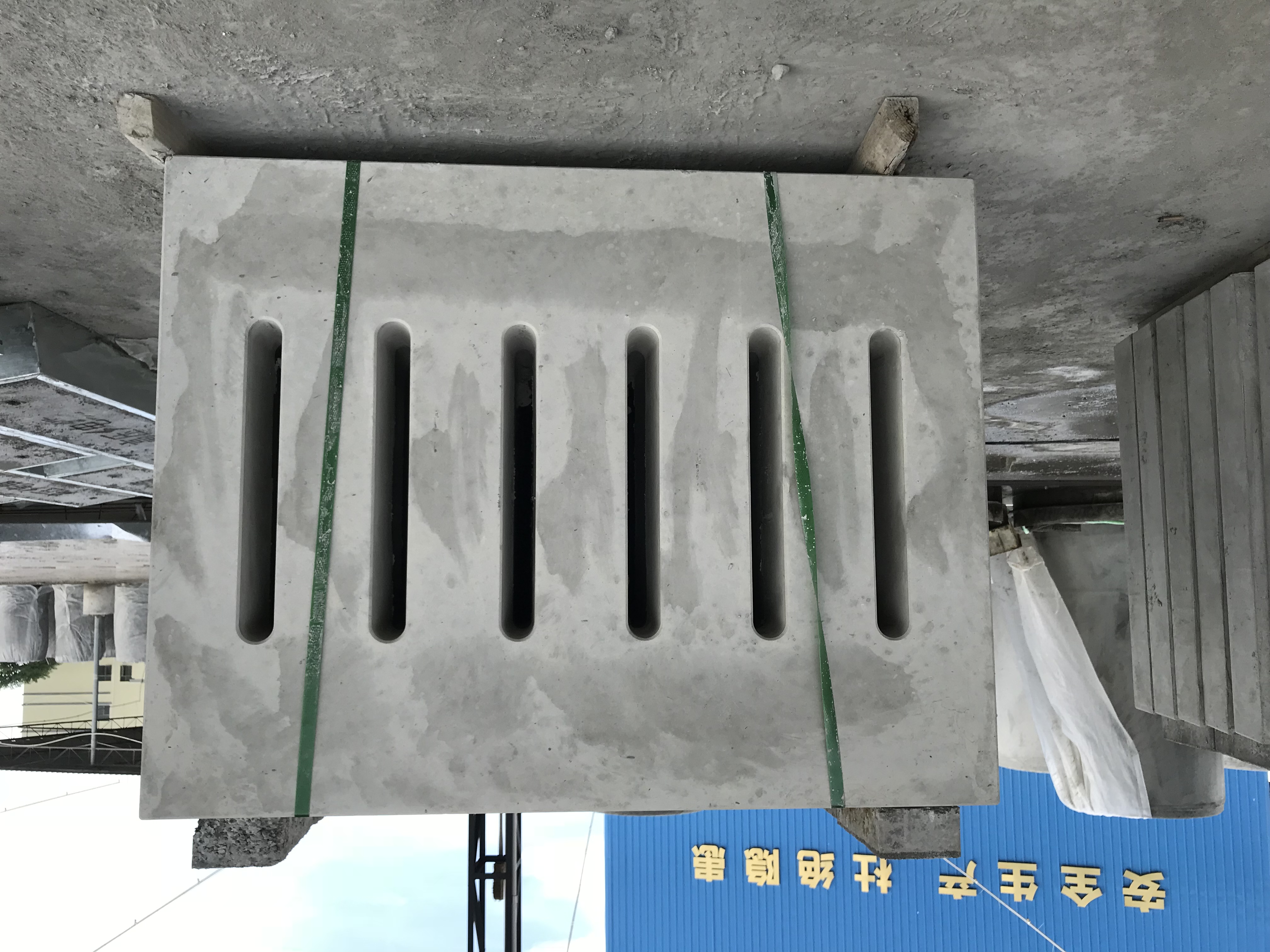 鋼筋混凝土預(yù)制排水包邊水溝蓋板下水道排水板 混凝土水溝蓋板