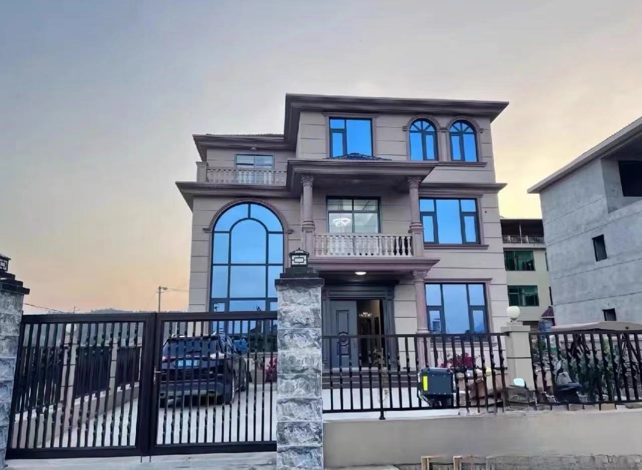 鋁藝大門別墅庭院現(xiàn)代電動門鋁合金大門農(nóng)村簡易式 鋁藝大門福建生產(chǎn)廠家 別墅大門