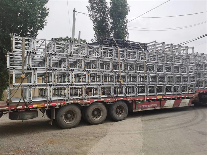 電梯滾輪 內(nèi)絲滾輪 穿孔輪 《 恒義塔機配件》 升降機附墻