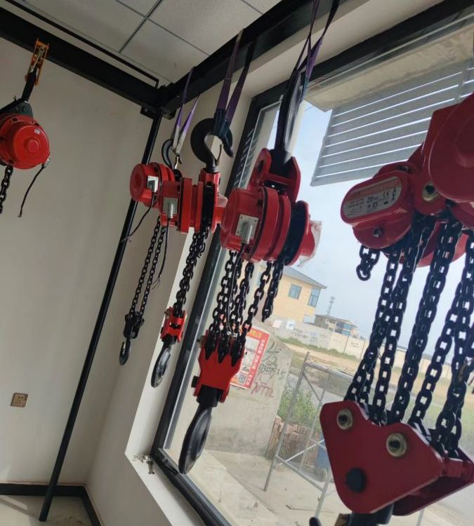 河北供應(yīng)dhs環(huán)鏈電動葫蘆提升機(jī)油罐葫蘆爬架葫蘆10噸15噸7.5噸20噸30噸