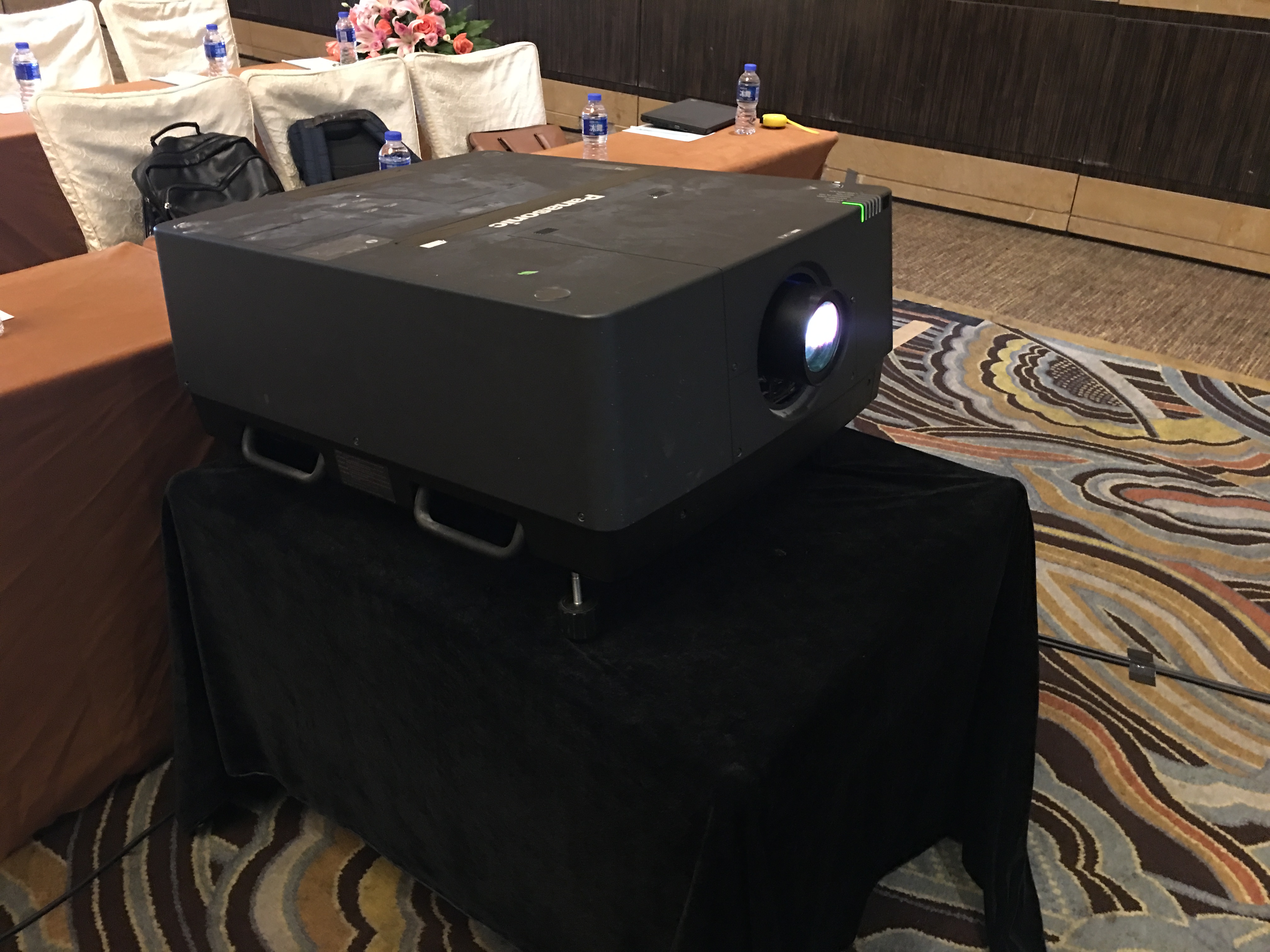 上海投影機(jī)租賃 上海投影機(jī)出租 上海投影儀租賃 上海投影儀出租