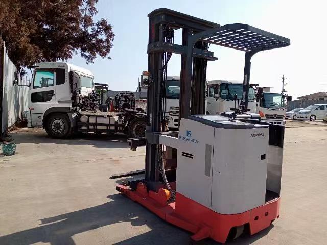 1.8米通道用叉車 1.5噸三向叉車 窄通道用叉車