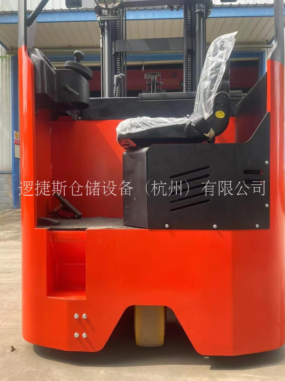 供應(yīng)座駕式前移式叉車   供應(yīng)座駕式前移式叉車 全電動叉車