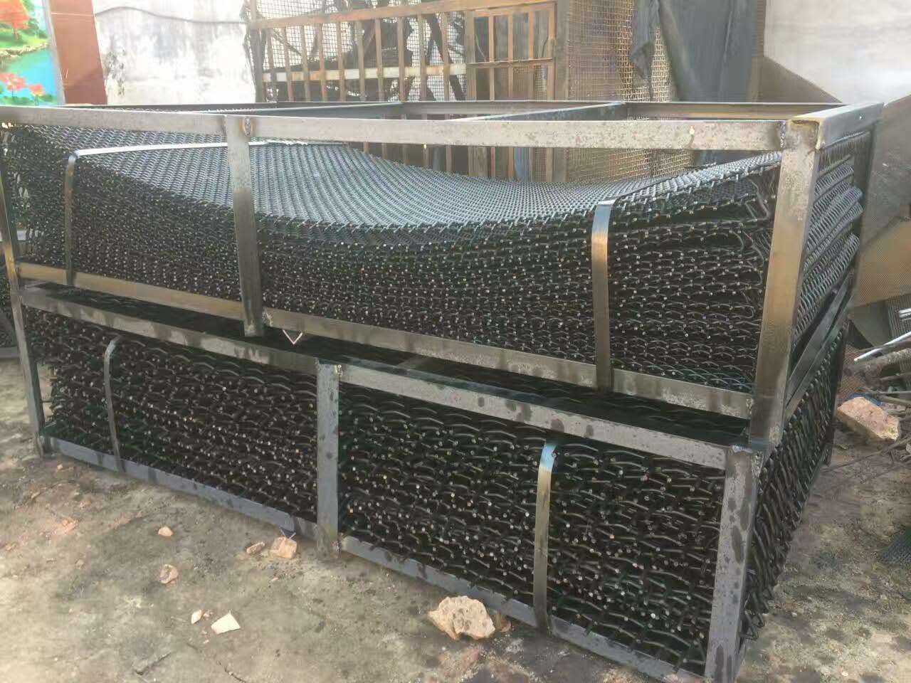 洗沙場滾筒篩垃圾分類分揀網(wǎng)煤礦震動分揀網(wǎng)錳鋼篩網(wǎng)