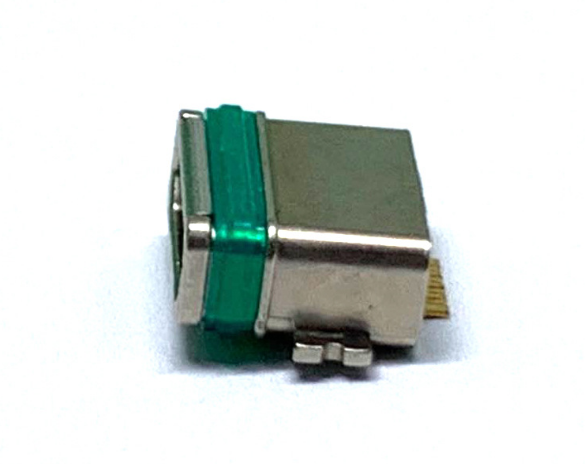 外包殼MICRO 5P USB母座 防水邁克連接器 IP67級別 威聯(lián)創(chuàng)供應(yīng)