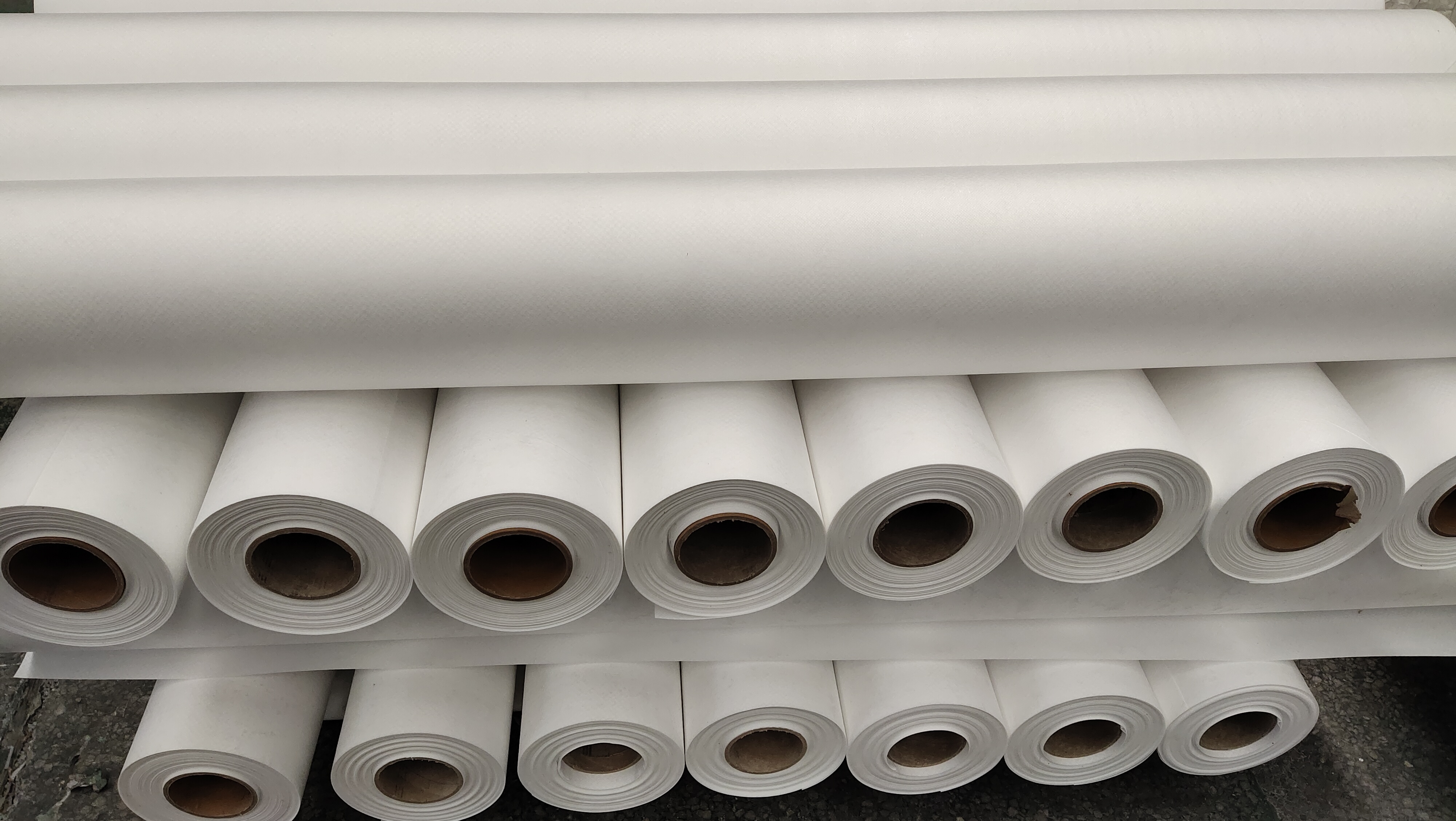 加強型織物類復(fù)合聚乙烯聚*隔汽膜