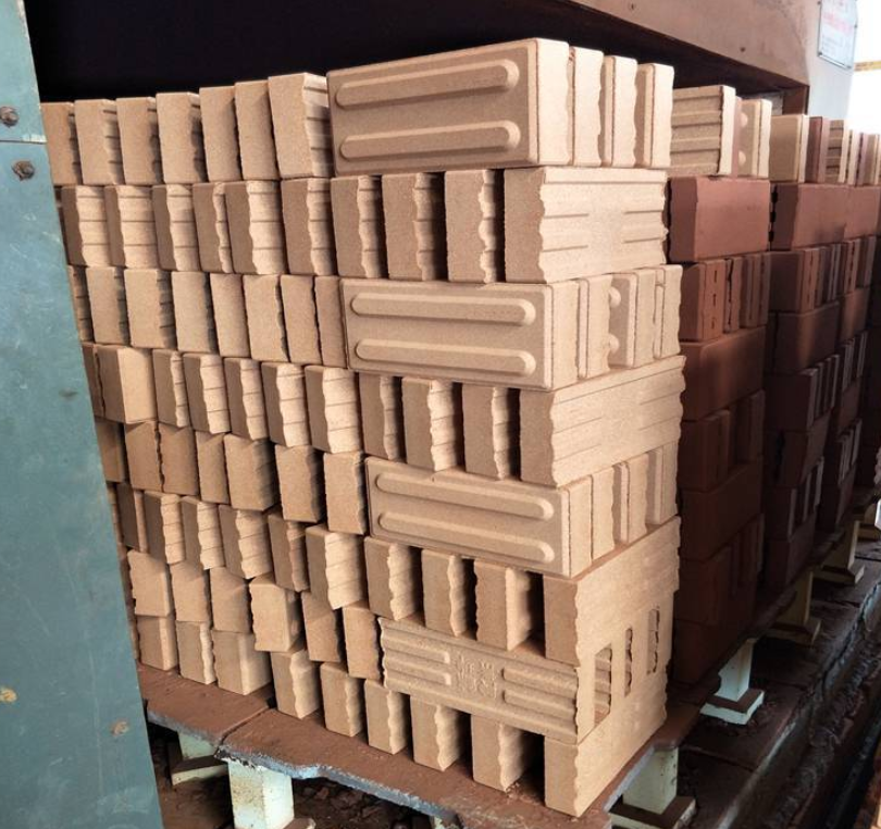 湖北 大量批發(fā)陶瓷通體磚、透水磚廠商_清水砌墻磚供應(yīng)商