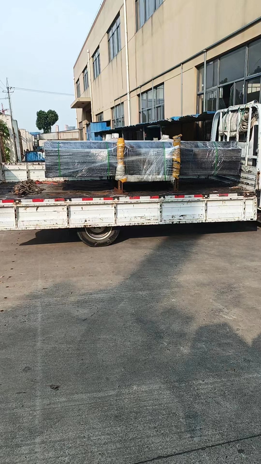 邯鄲至上海普貨物流 整車零擔(dān) 公路貨運全國電話     邯鄲到上海汽車運輸