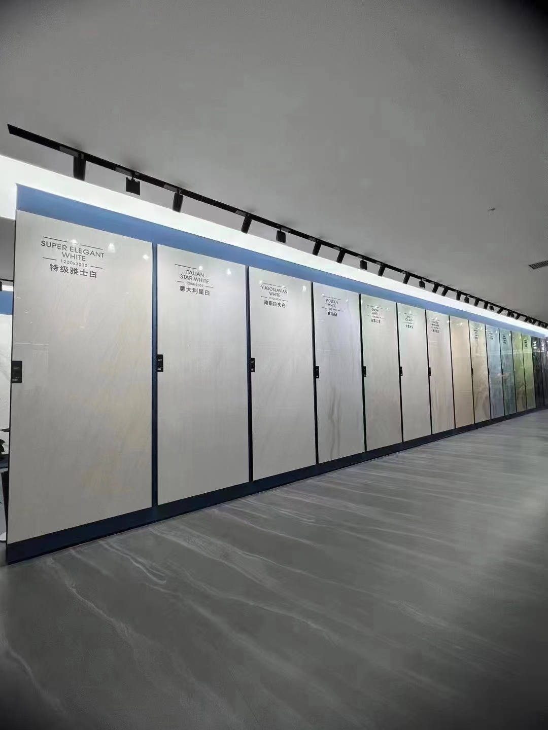 广东岩板餐桌报价13420881457