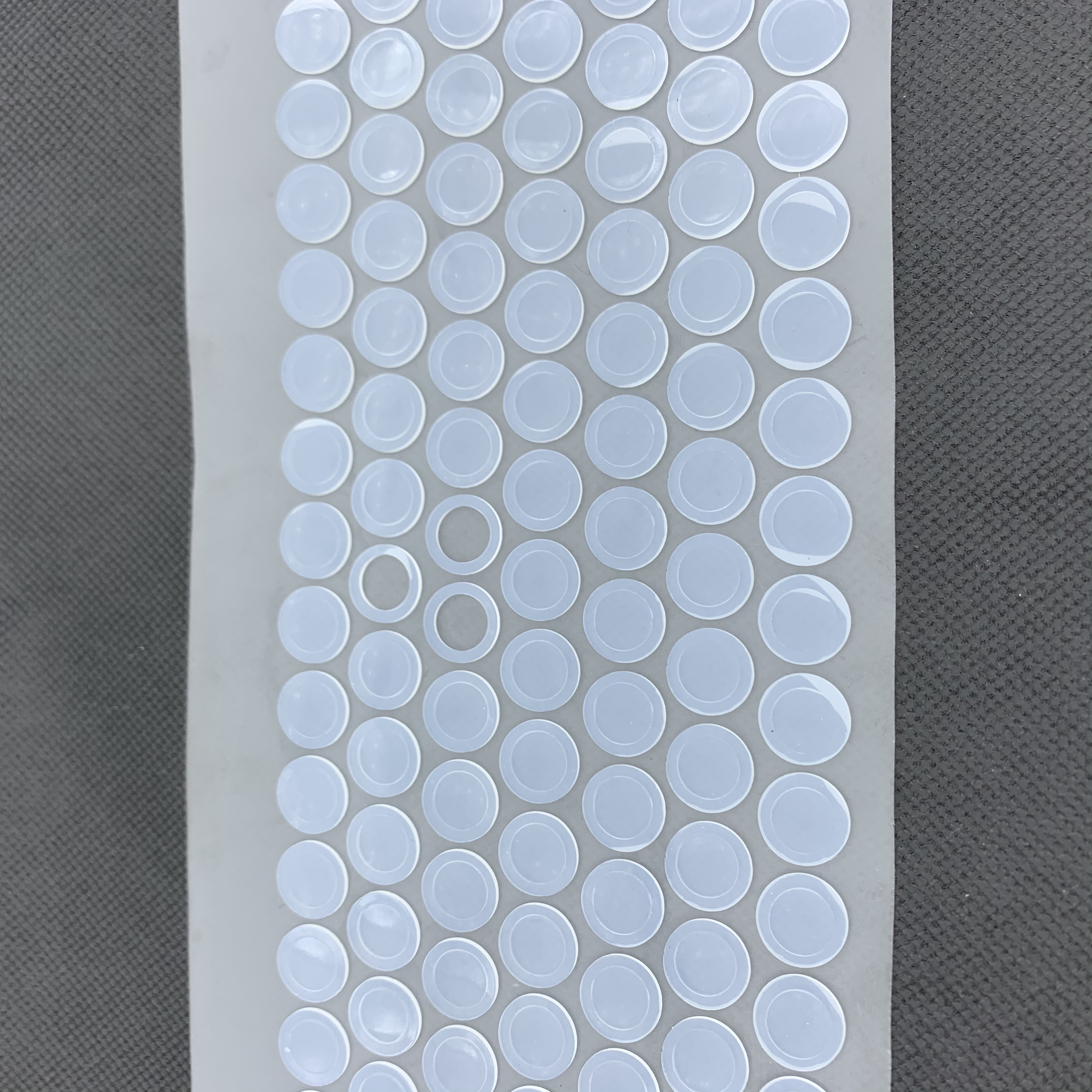 廣州硅膠墊片定制，現(xiàn)貨供應(yīng)，來圖加工