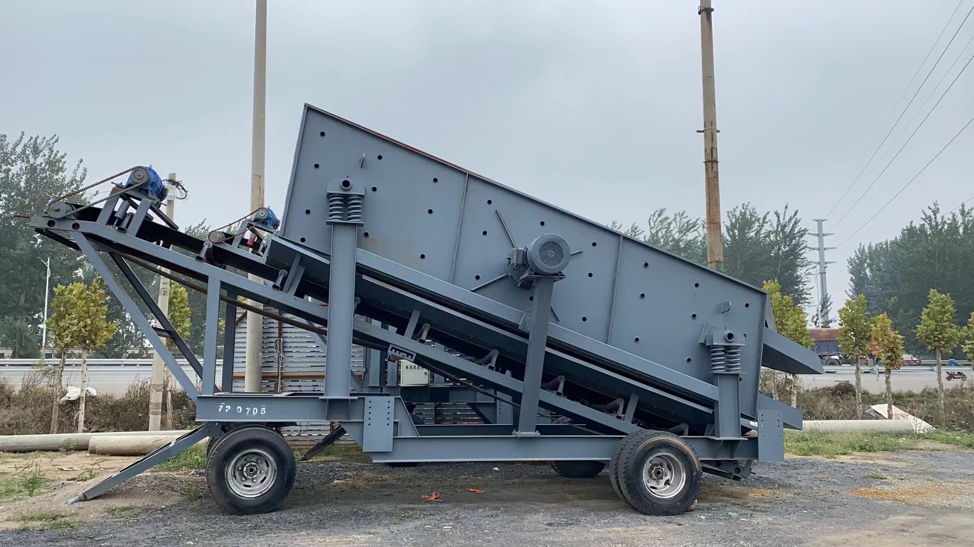 振動(dòng)篩沙機(jī)報(bào)價(jià)  振動(dòng)篩沙機(jī)廠家  振動(dòng)篩沙機(jī)供應(yīng)商  振動(dòng)篩沙機(jī)多少錢(qián)