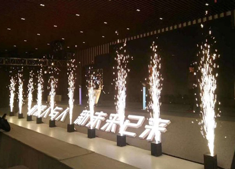河南新品發(fā)布會啟動道具冰屏 手印柱 電子噴花機(jī)出租