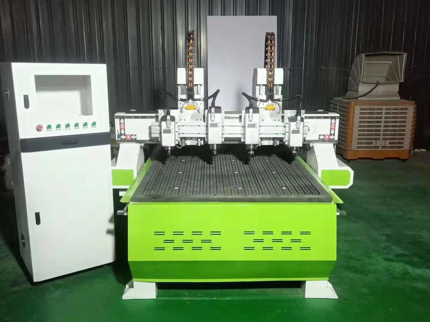 木工雕刻機報價 1325木工雕刻機