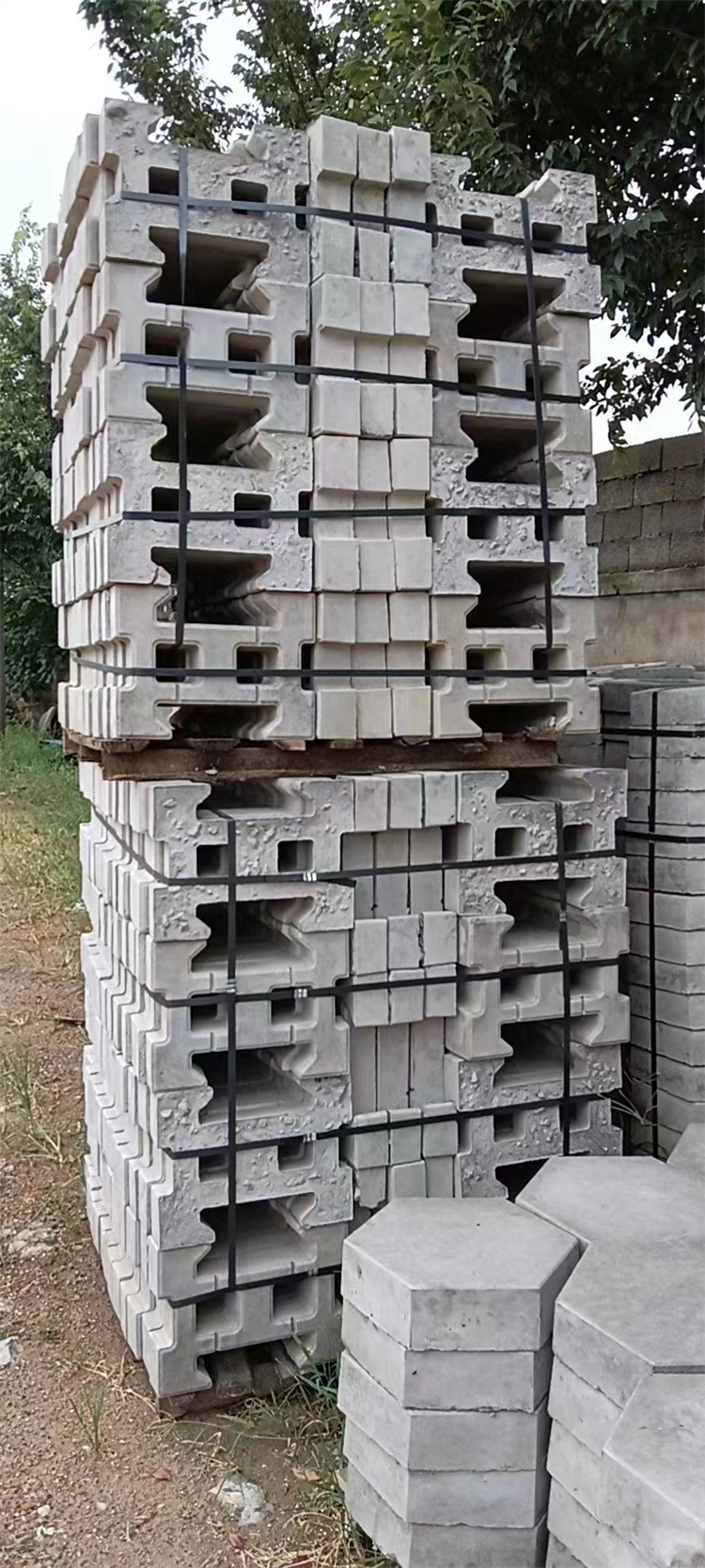 安徽河道植草護(hù)坡磚廠家報(bào)價(jià),耐腐蝕耐磨性強(qiáng)