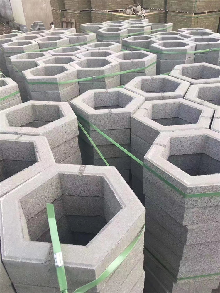 江蘇空心六角護坡磚現(xiàn)貨,發(fā)貨速度快