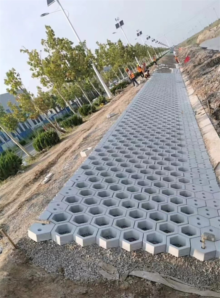 山東生態(tài)砌塊護(hù)岸護(hù)坡磚供應(yīng)商,質(zhì)量保障