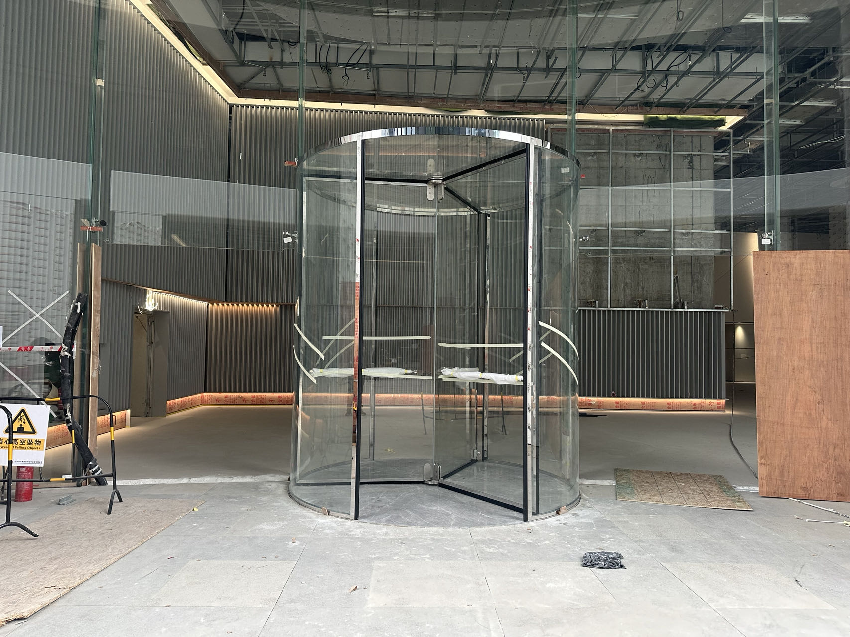 定制四川三翼水晶旋轉門 成都水晶旋轉門廠家 酒店大堂自動水晶旋轉門安裝