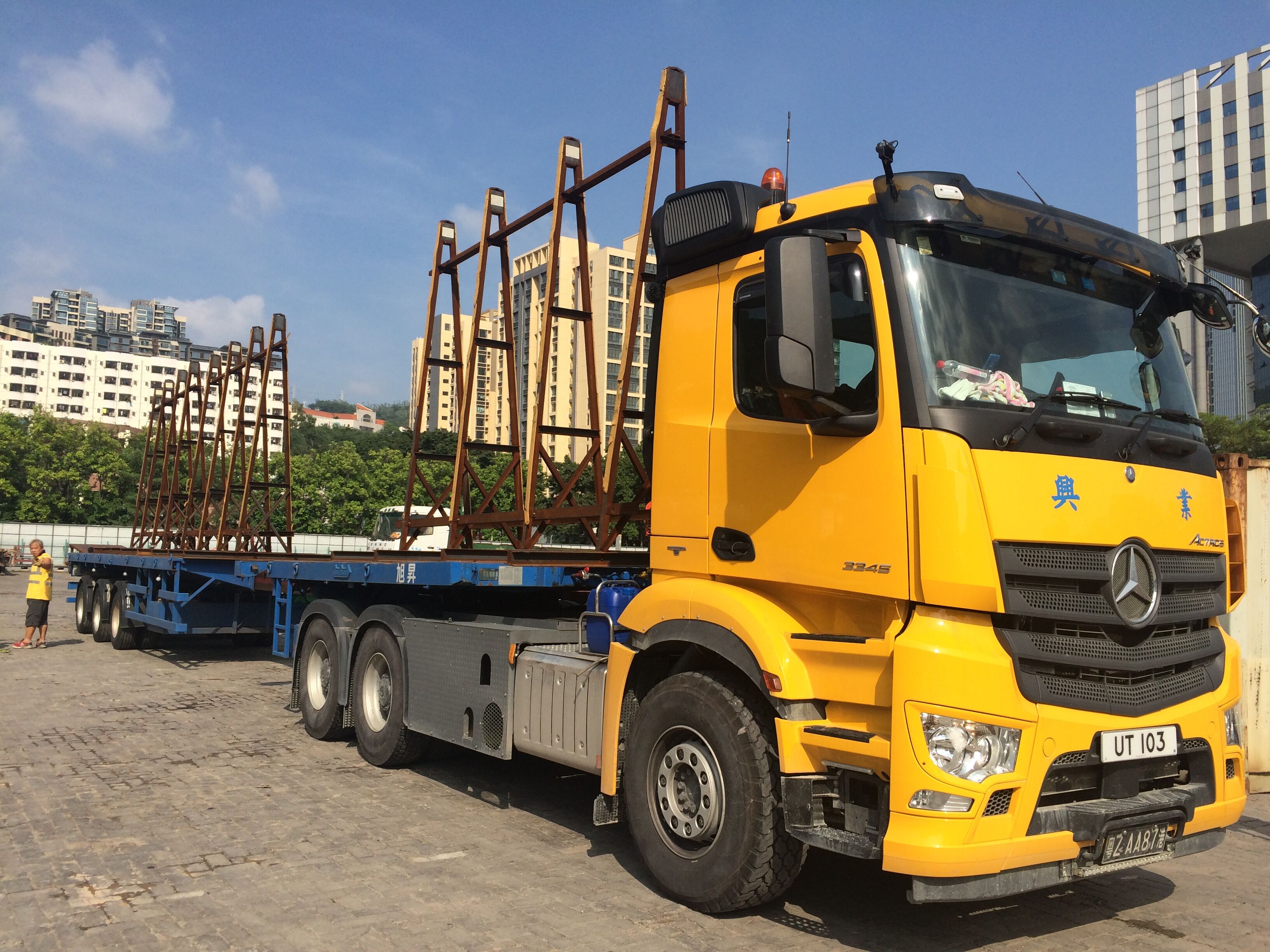 青島市李滄區(qū)至鎮(zhèn)江轎車托運(yùn) 長途搬家 大件運(yùn)輸 家具貨運(yùn)全國線路   青島到鎮(zhèn)江整車零擔(dān)公司