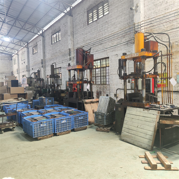 廣東回收整廠機(jī)械設(shè)備廢舊設(shè)備 上門看貨