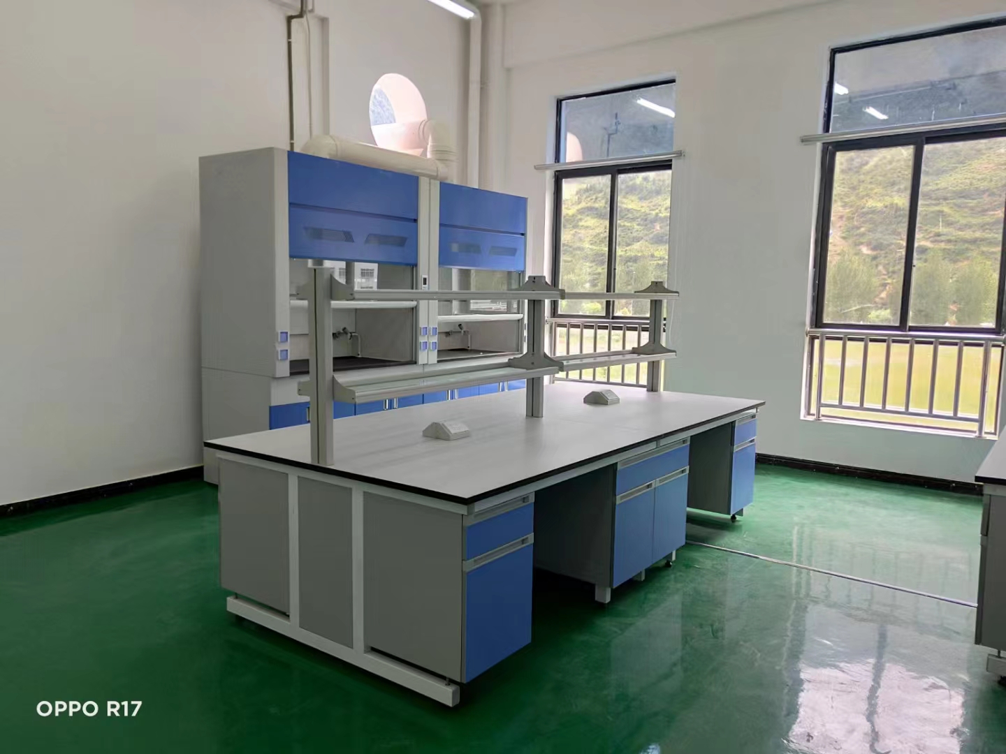 成都試驗(yàn)臺(tái)批發(fā)_價(jià)格_找哪家_聯(lián)系電話_供貨商【成都宇茂鑫實(shí)驗(yàn)室設(shè)備有限公司】