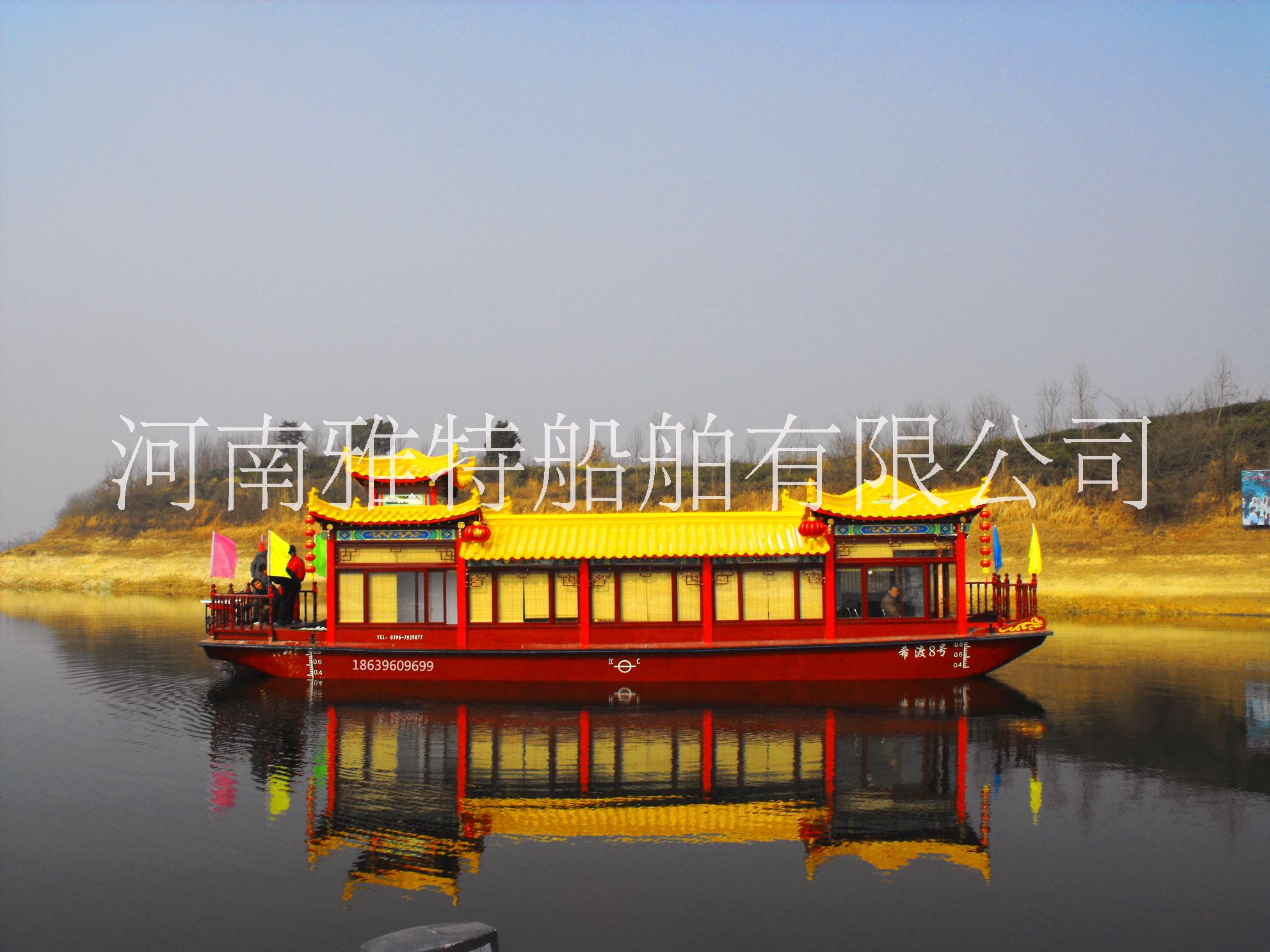 仿古船-雅特畫(huà)舫船_Yate1600仿木船水上古代游船 電動(dòng)船廠家