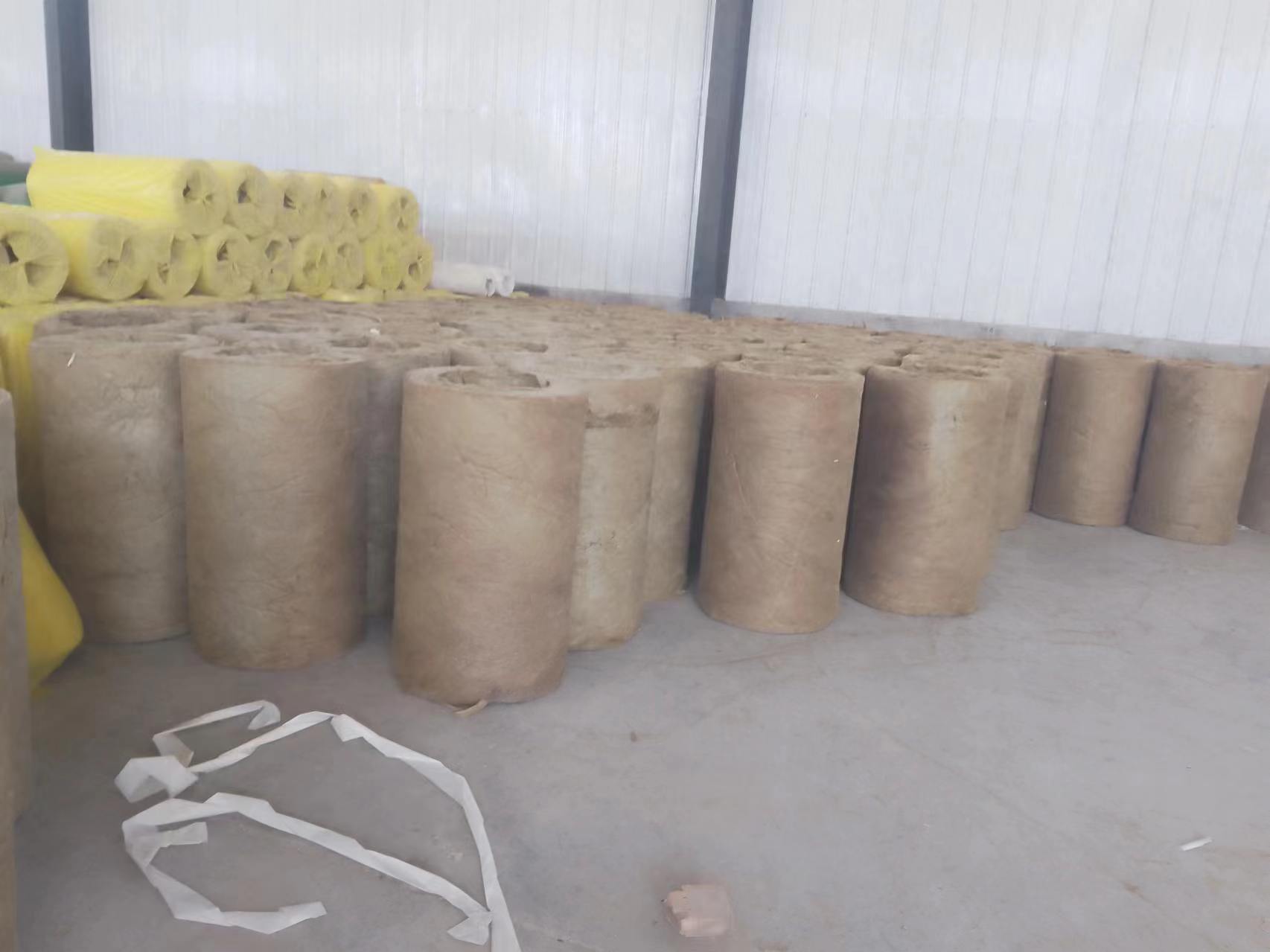 供應(yīng)大城巖棉管　巖棉管報價　保溫防火巖棉管廠家