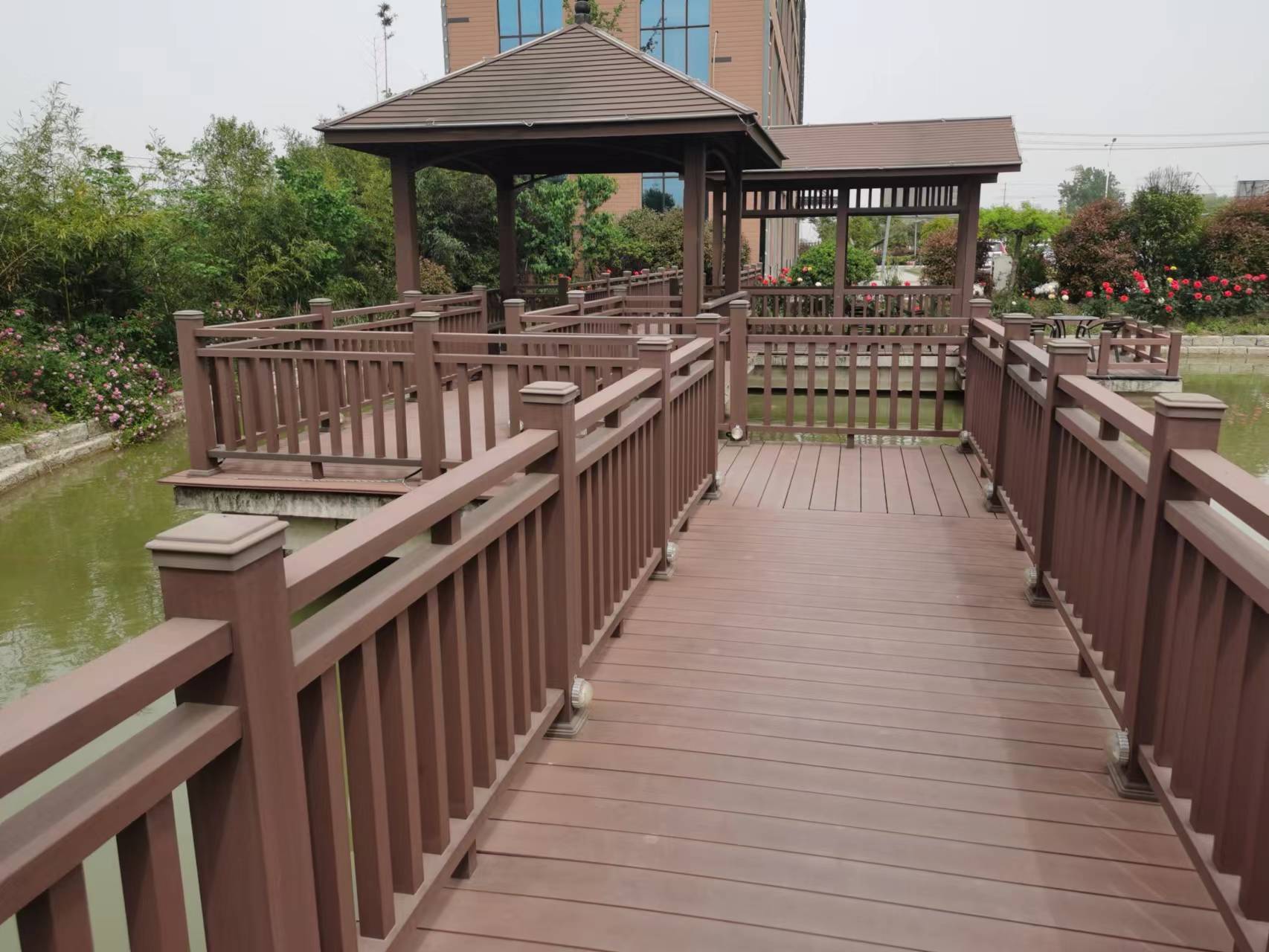 塑木護欄 塑木地板 木塑護欄