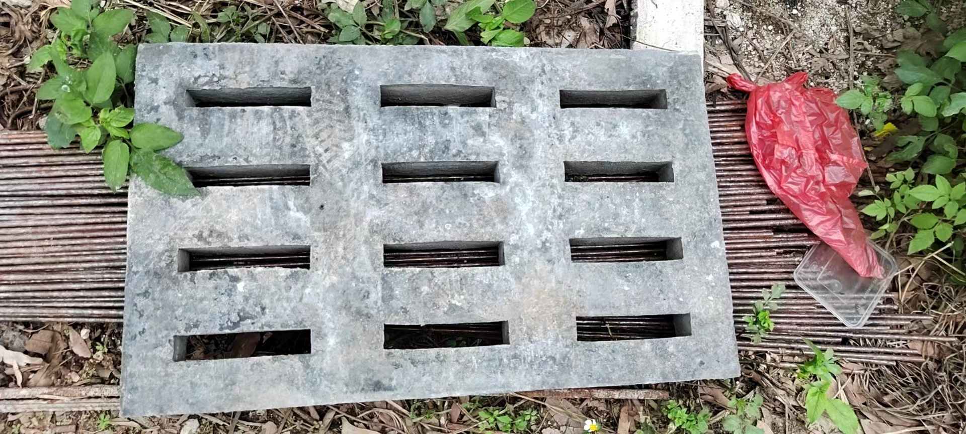 中山水泥蓋板廠家供應(yīng)商電話.水泥蓋板現(xiàn)貨供應(yīng)價格多少錢