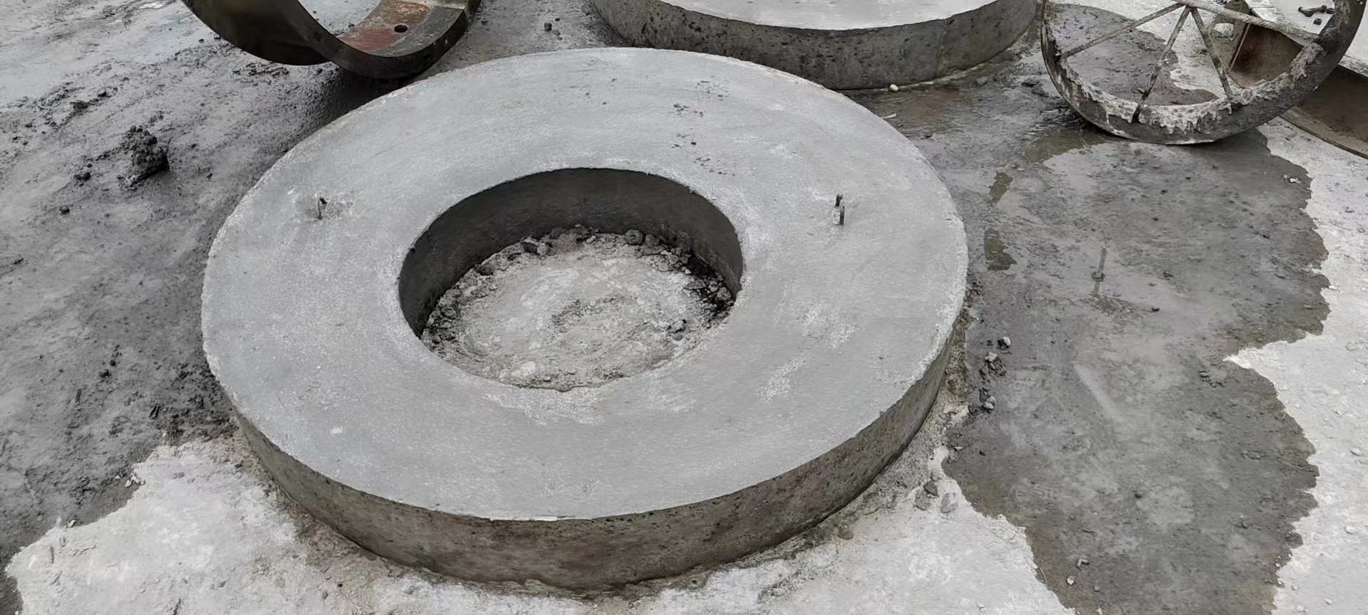 中山水泥蓋板廠家供應(yīng)商電話.水泥蓋板現(xiàn)貨供應(yīng)價格多少錢