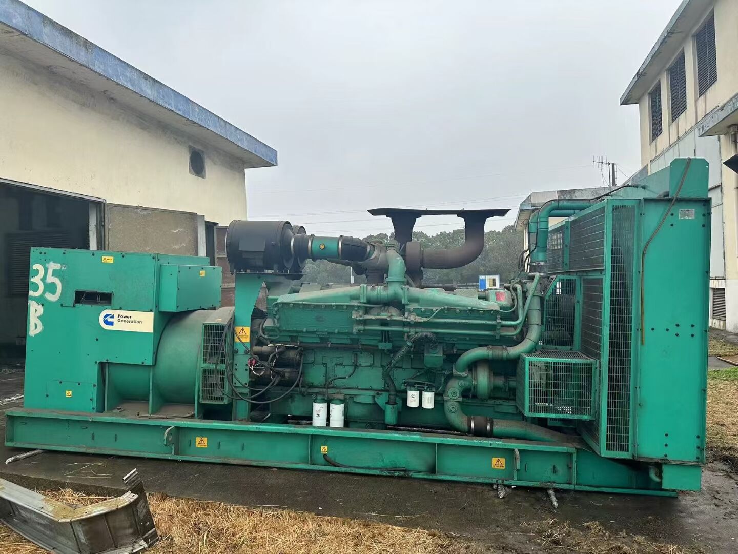 原裝美康1120千瓦發(fā)電機組，只用200個小時 美康發(fā)電機組
