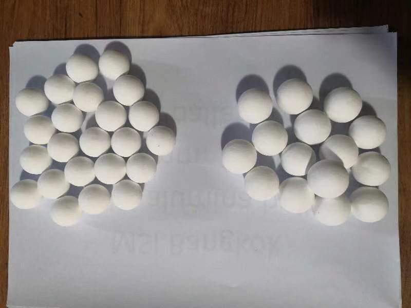 廠家供應(yīng)除氟劑活性氧化鋁球 對(duì)氟有很強(qiáng)的吸附性 主用于高氟飲用水除氟