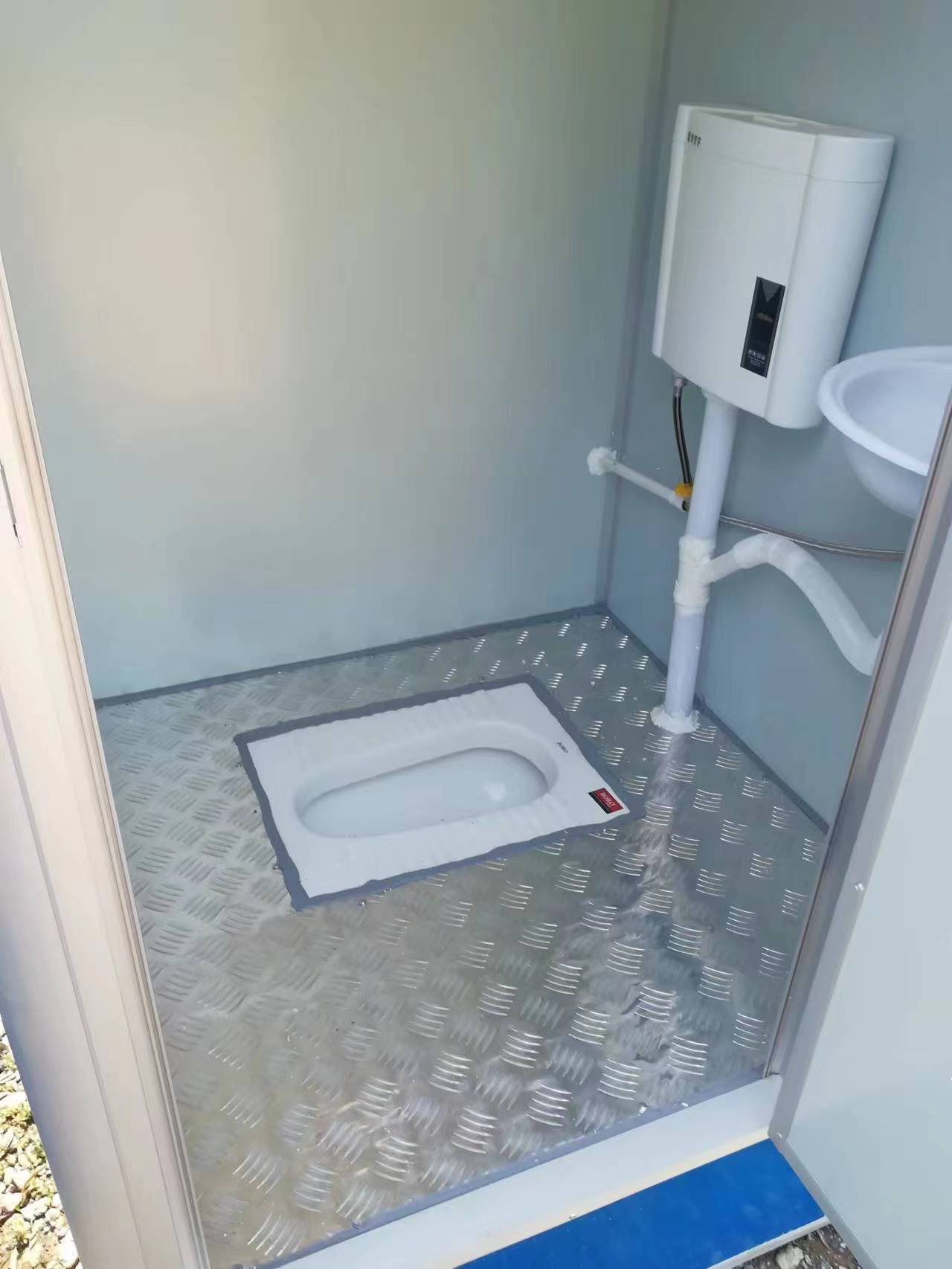 江西移動(dòng)廁所租賃，廠家，批發(fā)，報(bào)價(jià)【南昌市億鑫活動(dòng)板房有限公司】